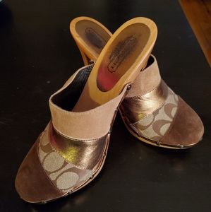 Coach clogs, 7.5M